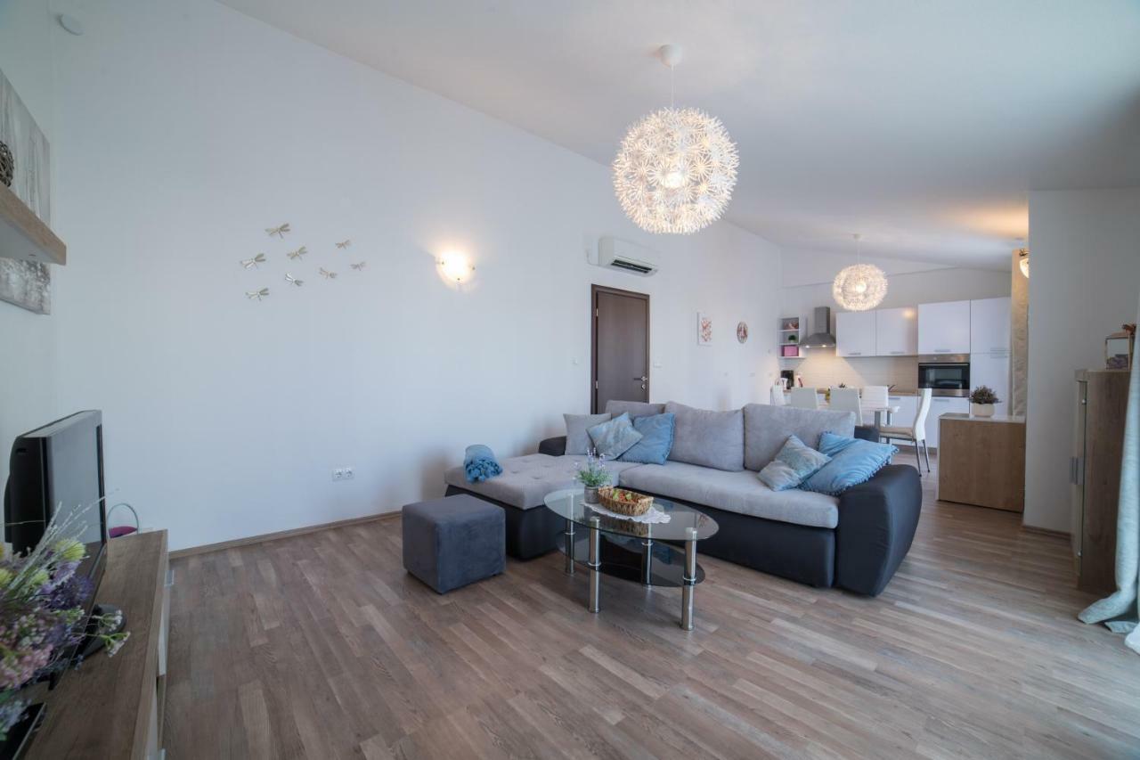 Apartment Mardi Kaštela المظهر الخارجي الصورة